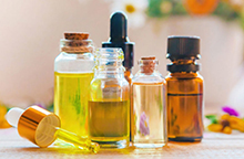 كحول السيتيل: مُنعم البشرة الأساسي الذي لا غنى عنه، وحجر الزاوية المُثبت في تركيبات مستحضرات التجميل