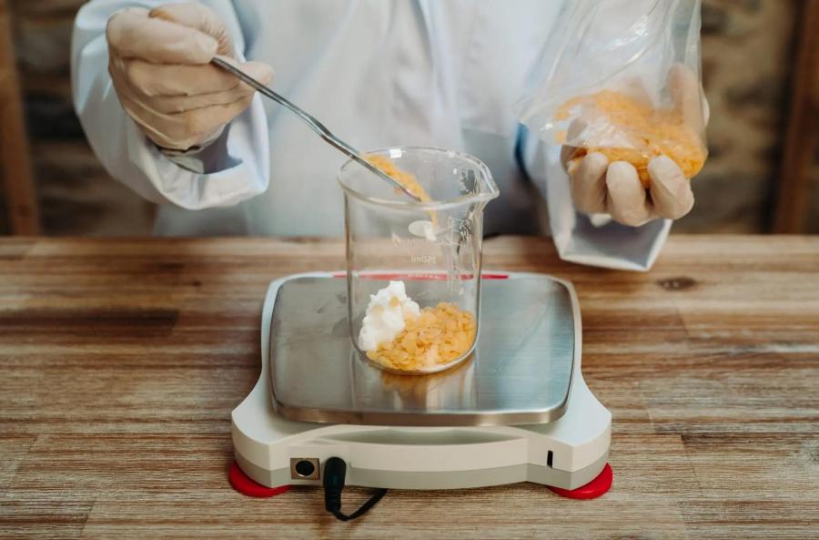 دليل لاختيار المستحلب المناسب لمستحضرات التجميل الفاخرة